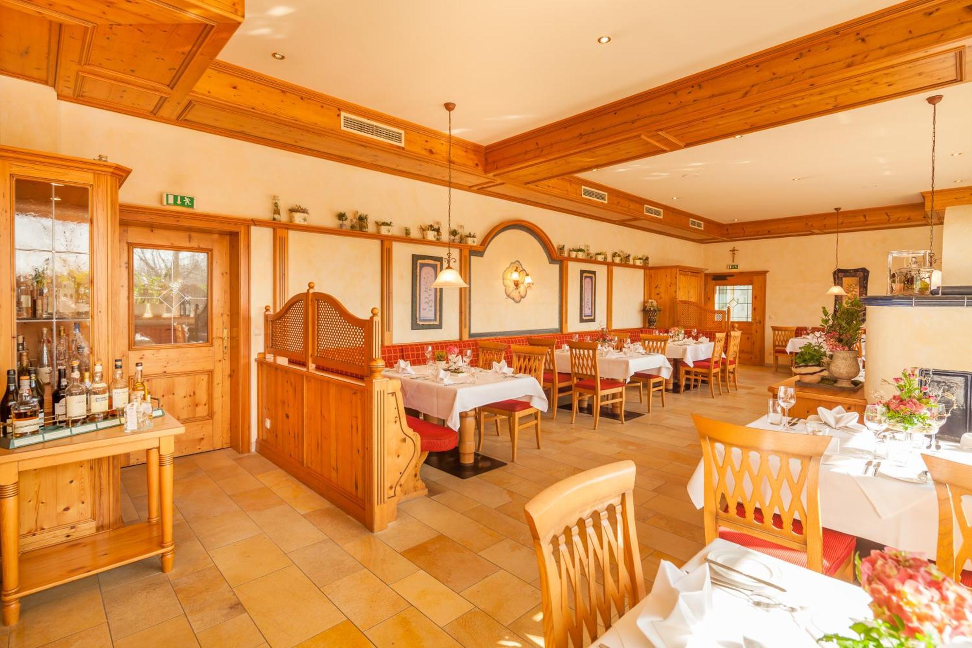 Hotel Seehof Leipzig Zwenkau Exteriör bild